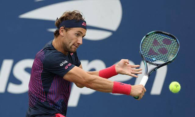 爱游戏体育-美网完胜年终总决赛，鲁德高光表现