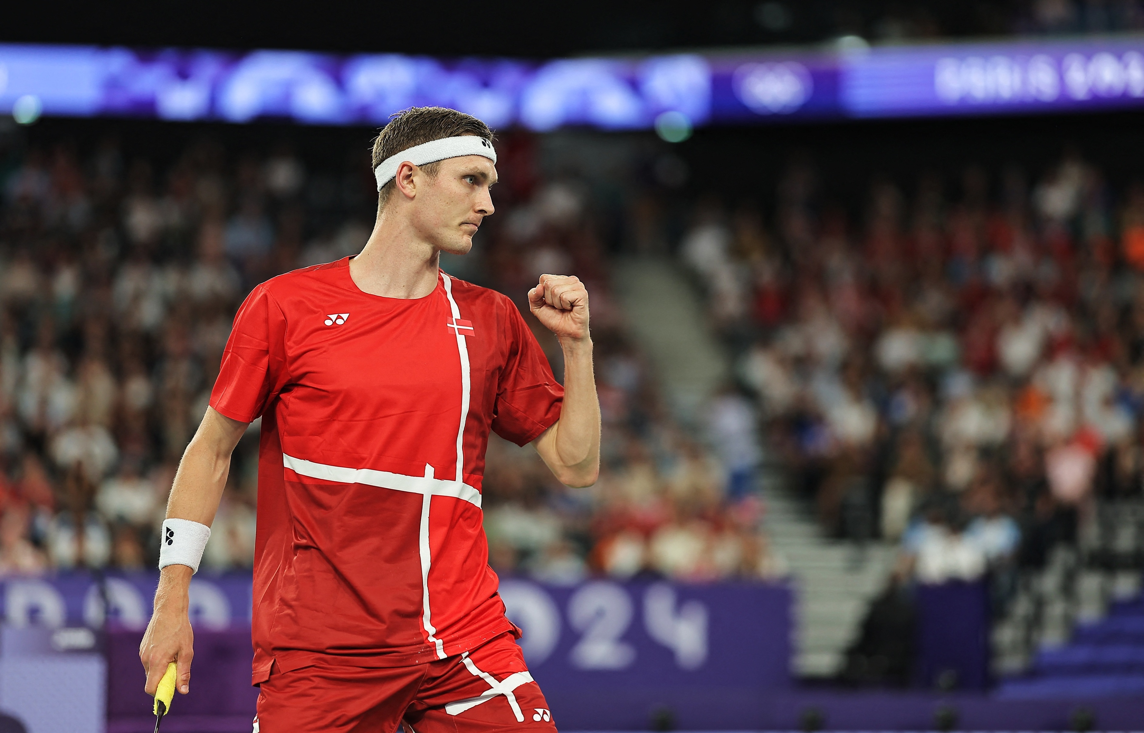 爱游戏体育-韩国队横扫印尼队，安赛龙统治全场