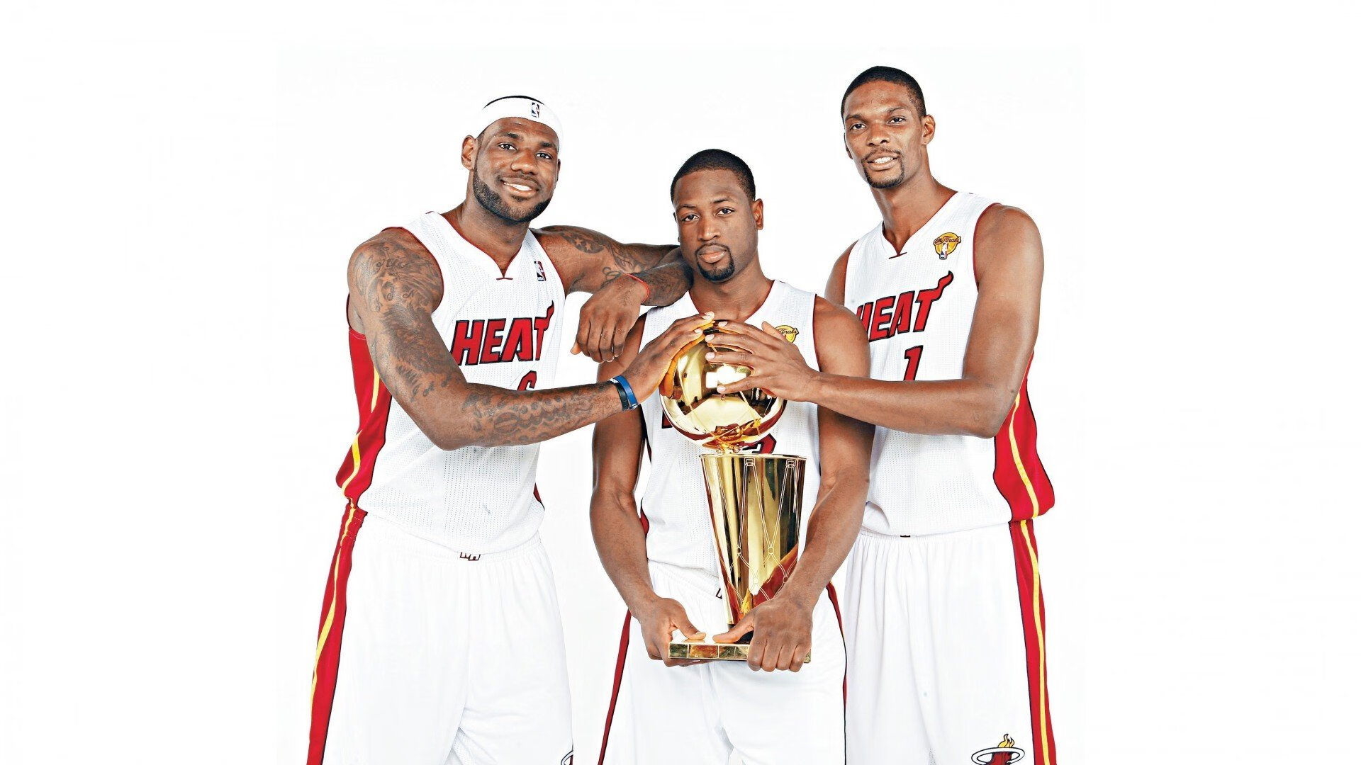 爱游戏tv-猛龙群撕咬骑士，哈利伯顿独舞定天下，当团队压制遇见个人英雄主义